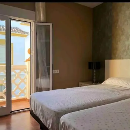 Cerca De La Playa